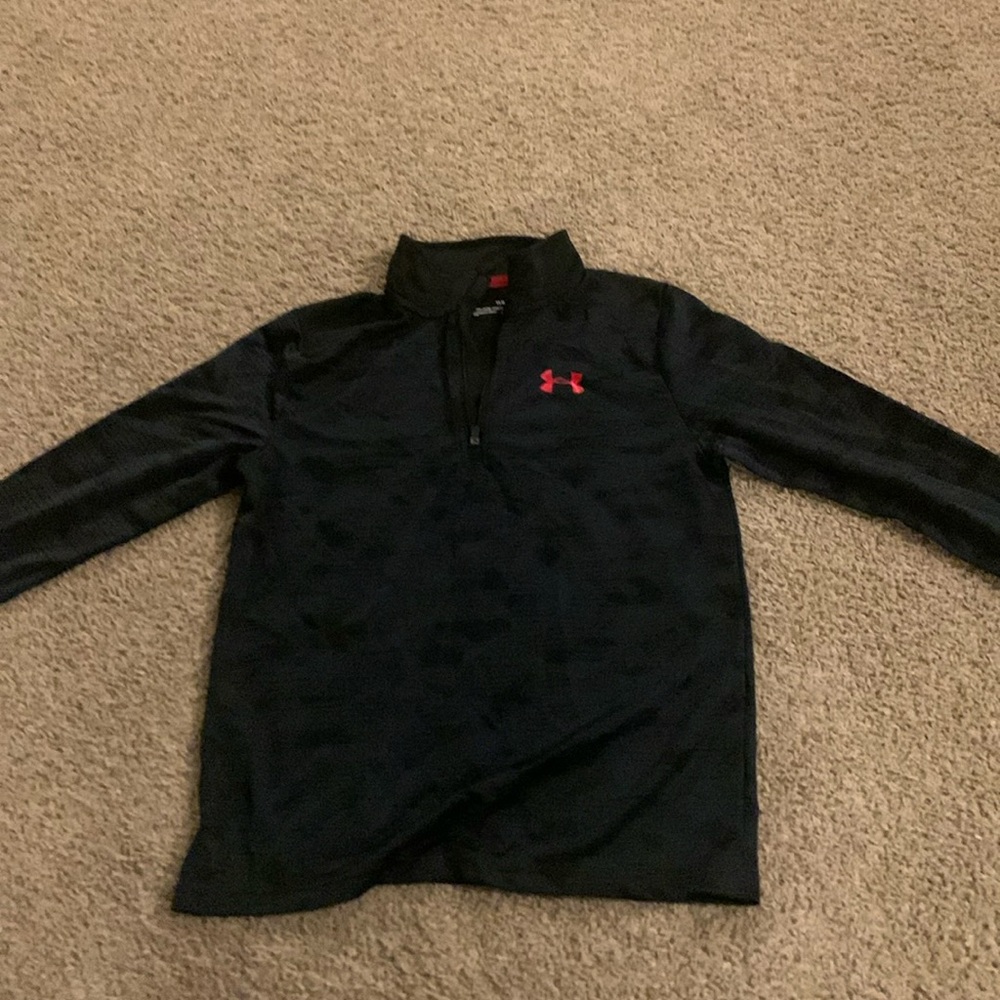 Under Armour light sweater